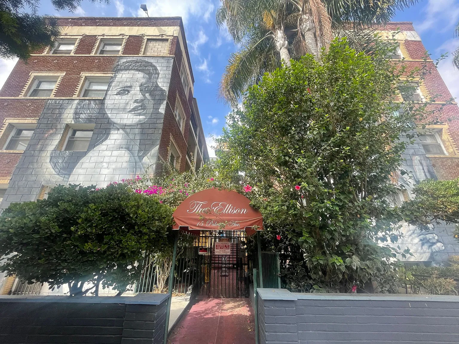 15 Paloma Ave — Photo 2