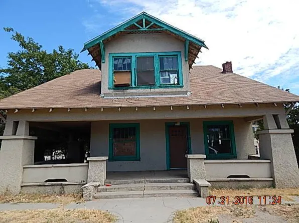 485 Tulare St, Parlier, CA 93648