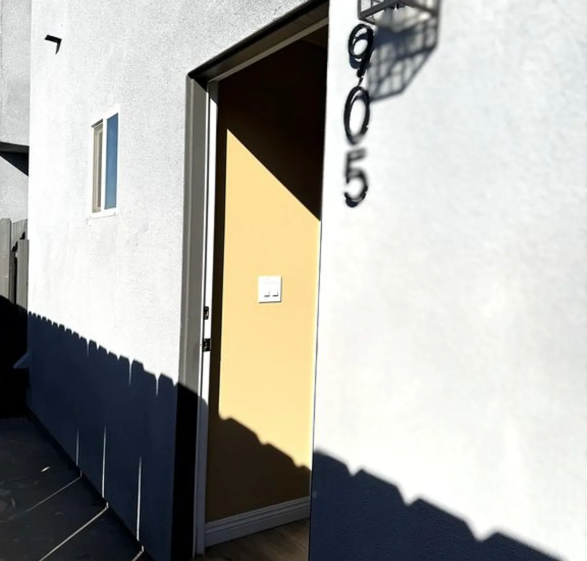 3 bed, 2.5 bath, 1126 sqft, $3,200 — Photo 1