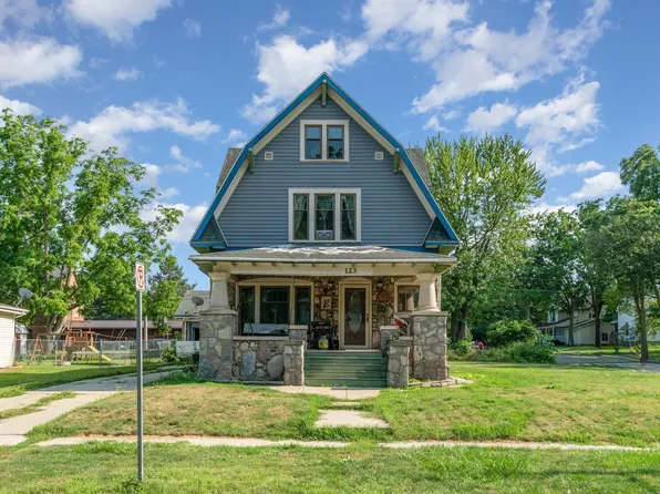 123 W End St, Alma, MI 48801