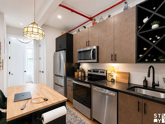 4th image of 1556 Fulton St #2F