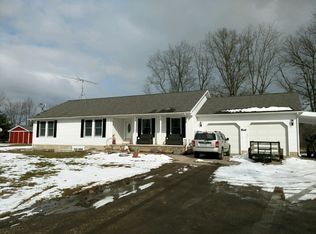 2992 Budd Rd, Stockbridge, MI 49285