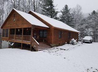 146 Volunteer Gap Trl, Ararat, VA 24053