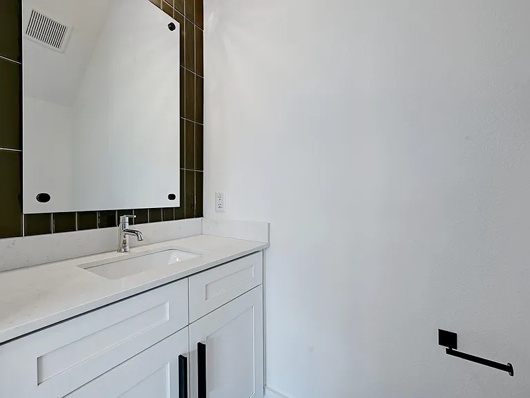 2308 Maxwell Ln #1 — Photo 10