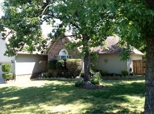 17 Twin Lakes Dr, Cabot, AR 72023