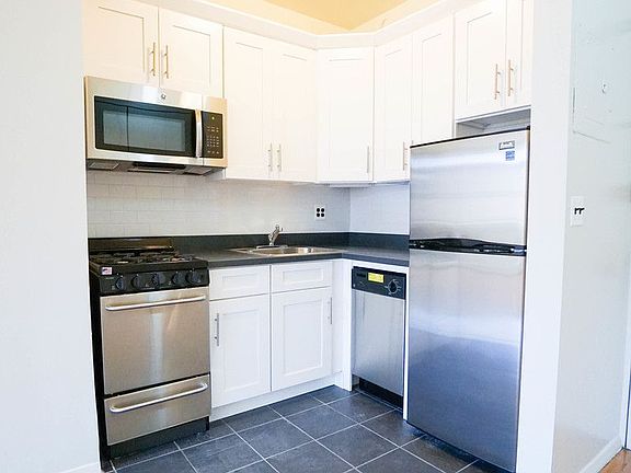 3rd image of 29 Avenue B APT 5B