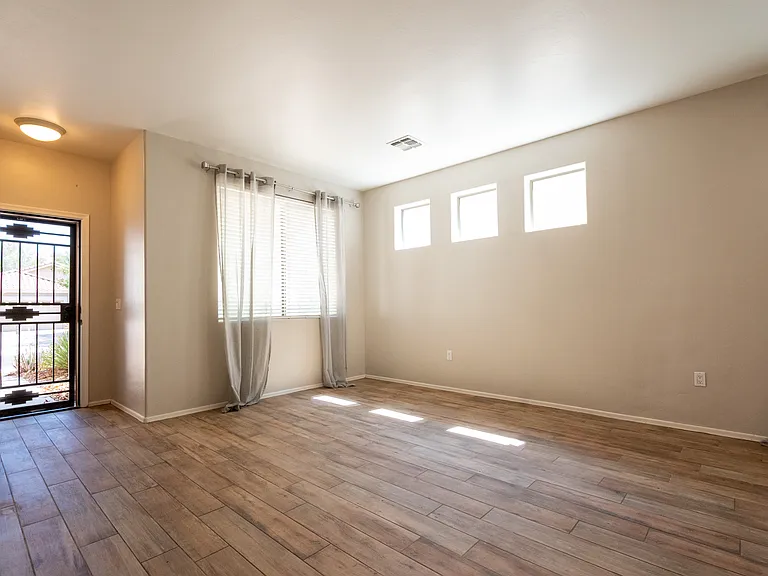 27 W Camino Rancho Quito — Photo 4