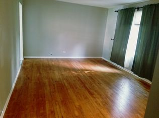 3943 Elm St, Downers Grove, IL 60515