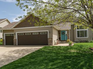 4673 White Pine Dr NW, Rochester, MN 55901