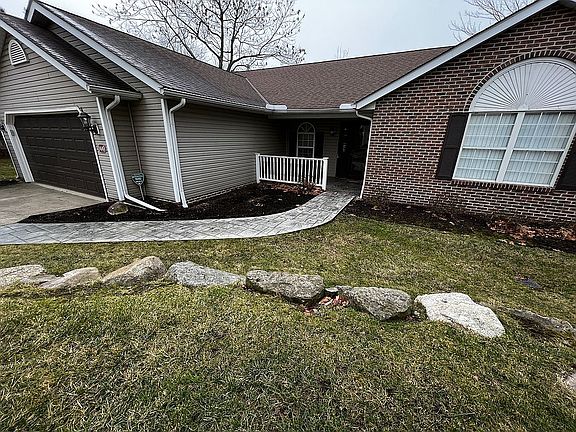 2nd image of 8449 Bushnell Ct Unit A