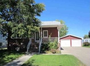 1521 E 2nd St, North Platte, NE 69101