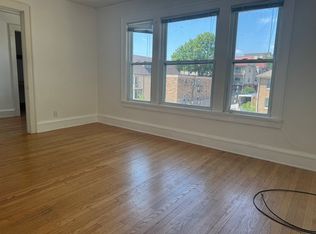325 W Wilson St APT 2, Madison, WI 53703