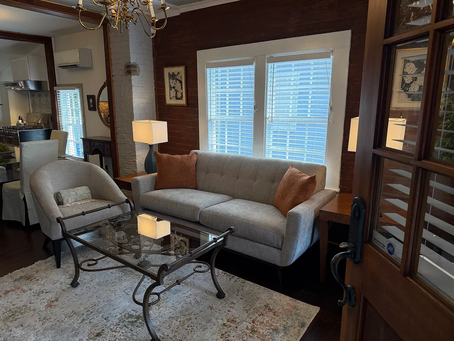 2 bed, 1500 sqft, $4,000 — Photo 2