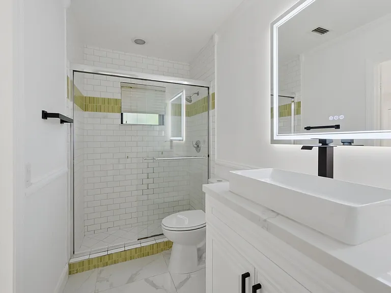 9033 NW 47th Ct — Photo 25