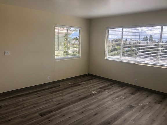 5th image of 5313 Meade Ave #5319