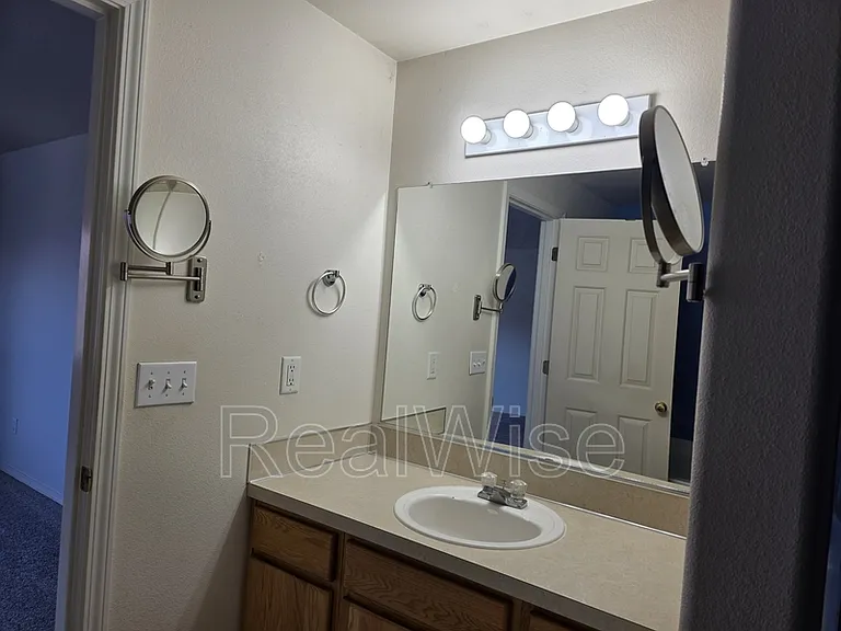 3109 NE 118th Ave — Photo 18