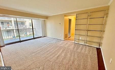 3rd image of 17 Canterbury Sq APT 201