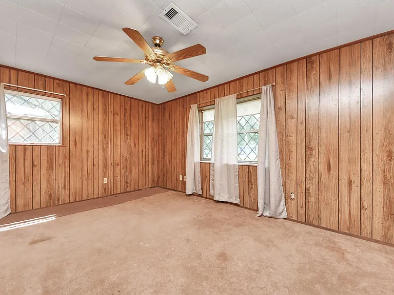 535 Pampa St — Photo 18