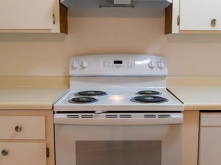Cowell Terrace Apartments — Photo 21