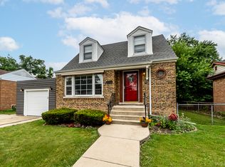18524 Gladville Ave, Homewood, IL 60430