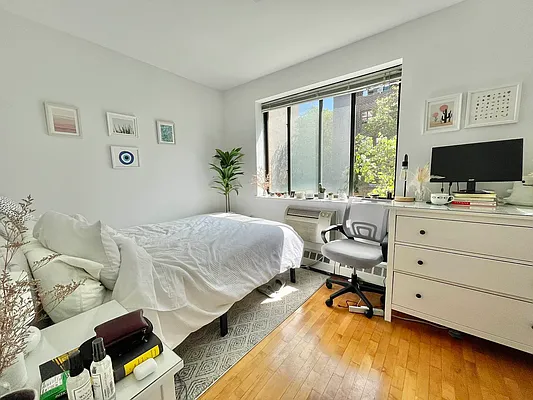 Rented by The Downtown LLC | media 23