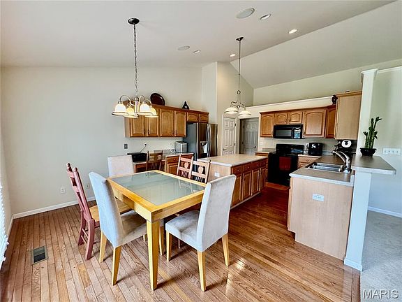 4th image of 4114 Banbury Pl
