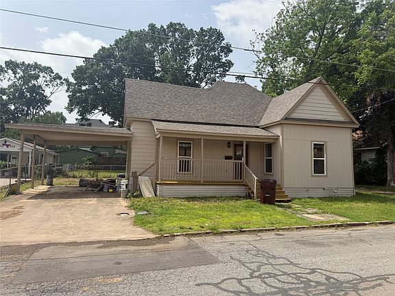 3rd image of 309 W 8th St
