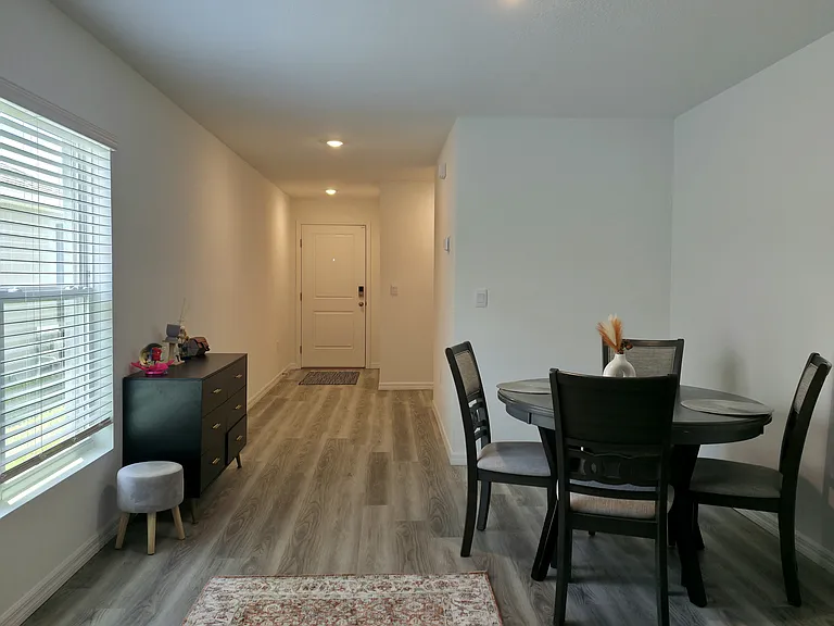 5220 Berry Bay Ave #5220 — Photo 3