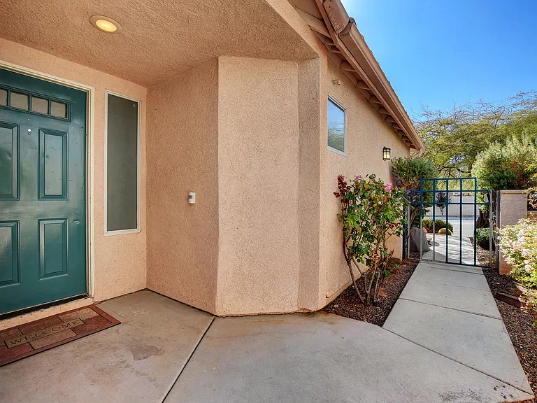 7616 Vista Hills Dr — Photo 6