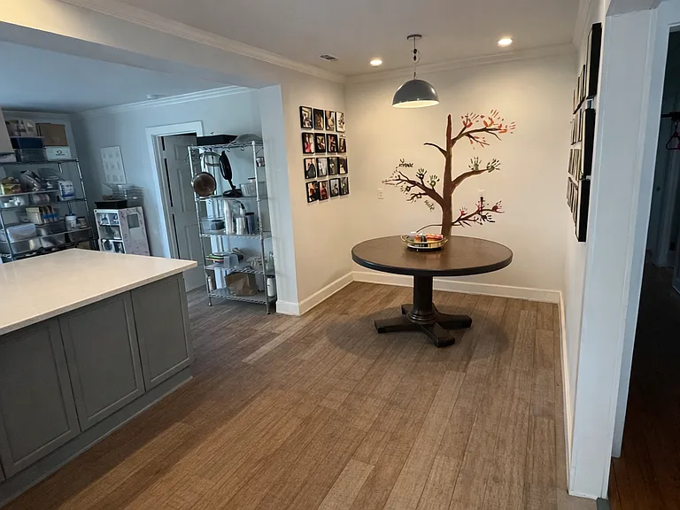 612 Adluh St — Photo 18