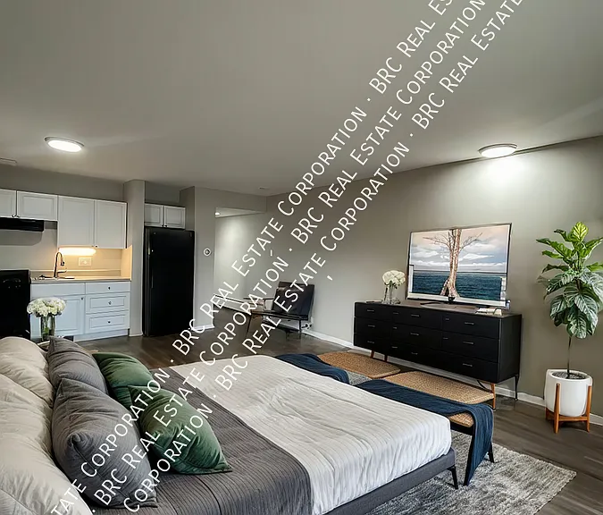 5904 S Datura St #7 — Photo 1