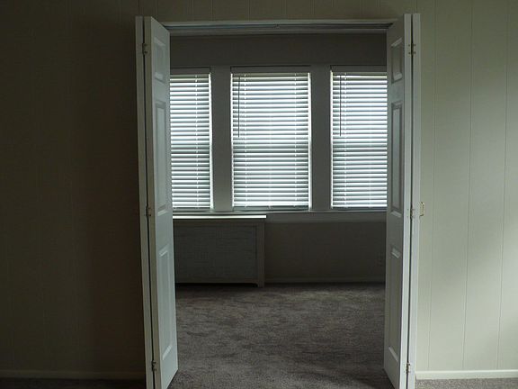 4th image of 200 Mountainview Ave Floor 1