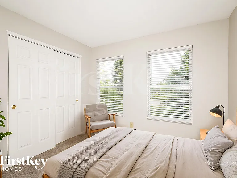 12158 E 141st St — Photo 15