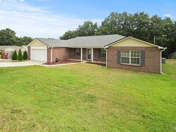 3rd image of 334 Egan Dr