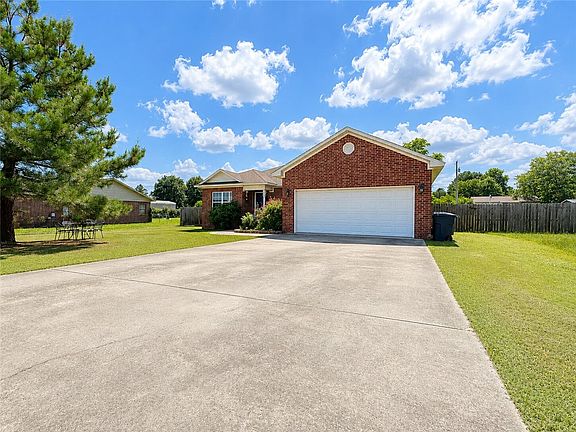 4th image of 109 Meadow Ln