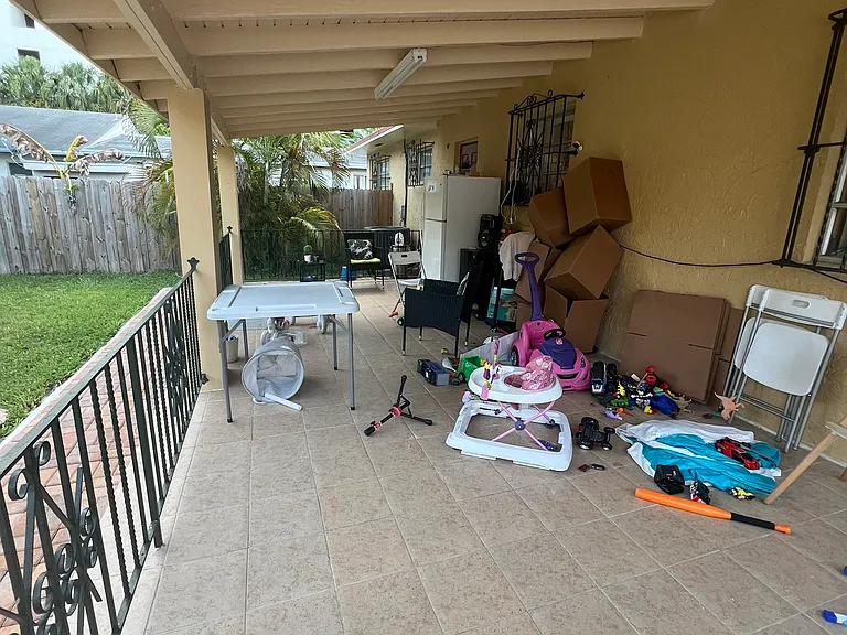 10850 SW 3rd St — Photo 30