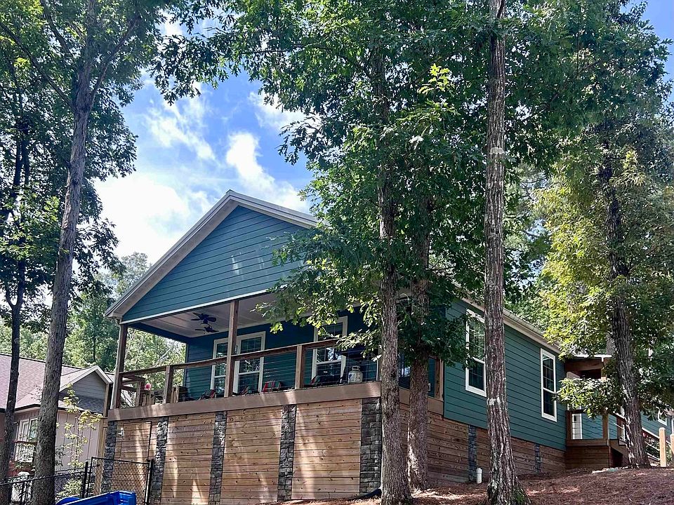 1st image of 542 Bluff Way Dr