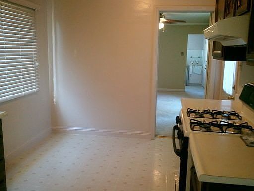 3rd image of 2744 Dolores St