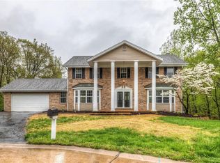 15 Hancock Ct, Saint Charles, MO 63303