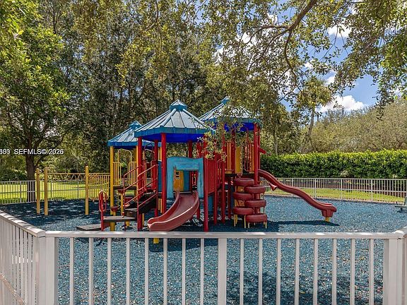 5th image of 13128 SW 42nd St #14204