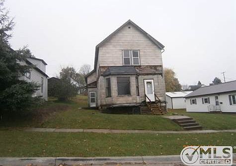 1st image of 216 N 5th St