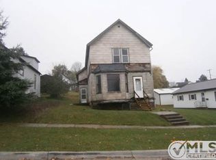 216 N 5th St, Crystal Falls, MI 49920