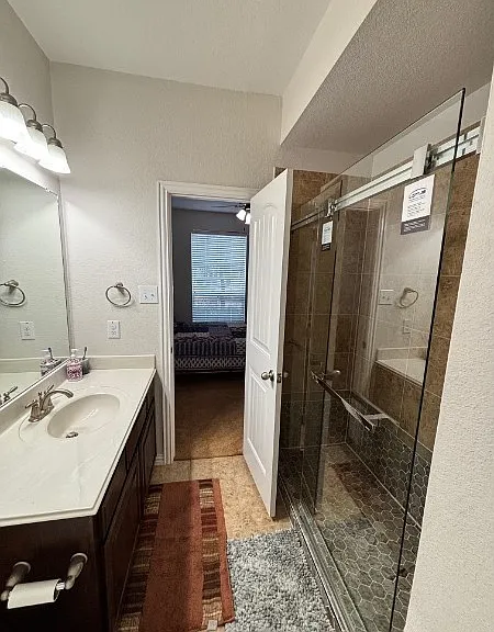 2504 Hammock Lake Dr — Photo 18