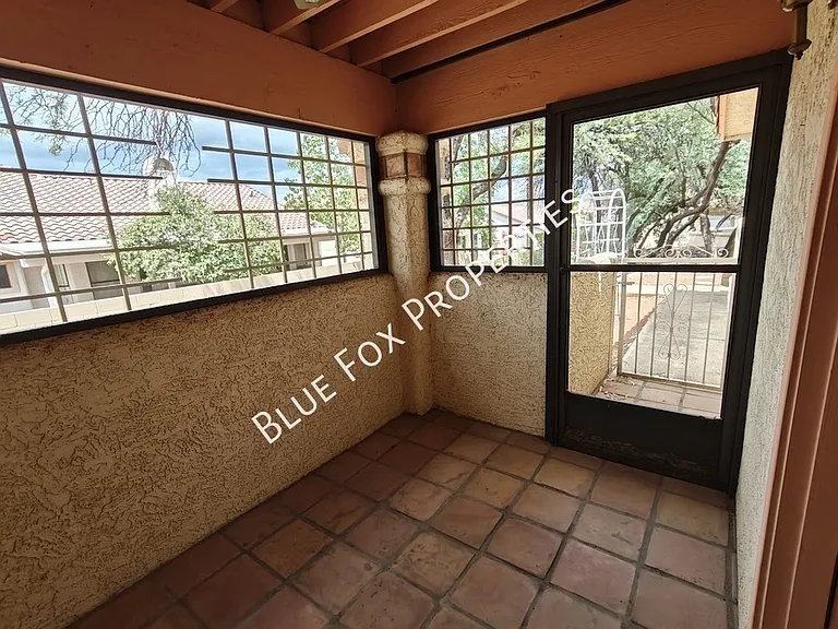 131 E Horizon Cir — Photo 30