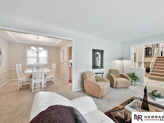 5th image of 1406 Holling Dr