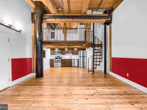 313 Arch St APT 305, Philadelphia, PA 19106