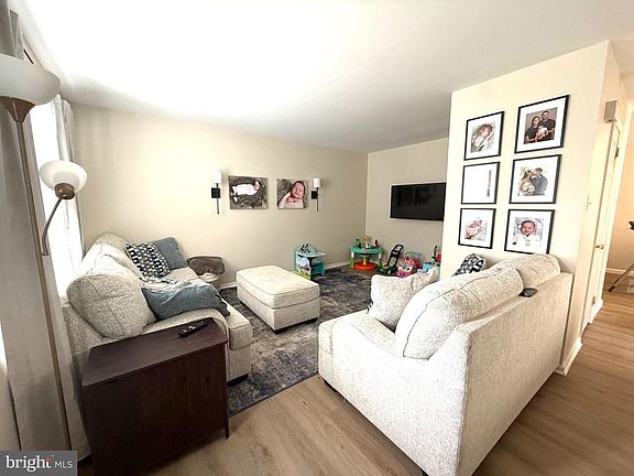 4th image of 4716 Boxwood Pl
