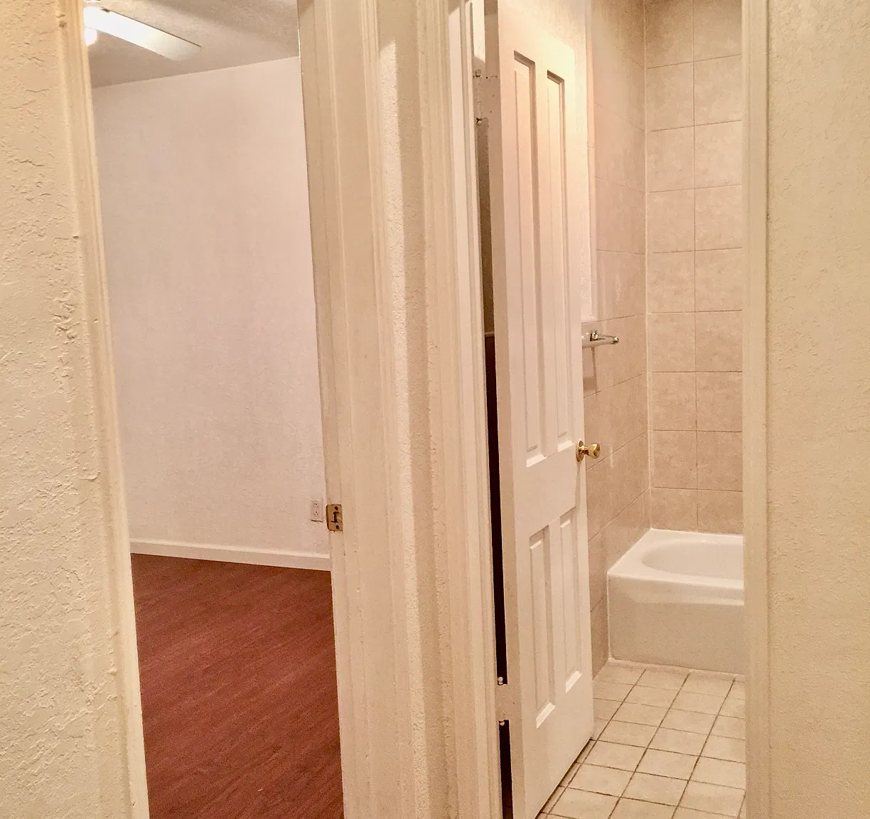 1 bed, 850 sqft, $1,800 — Photo 2