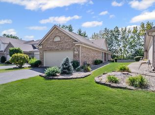7841 Bristol Park Dr, Tinley Park, IL 60477