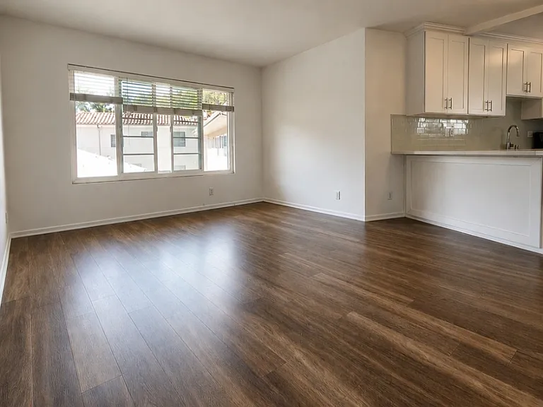 11360 Ovada Pl #10 — Photo 4